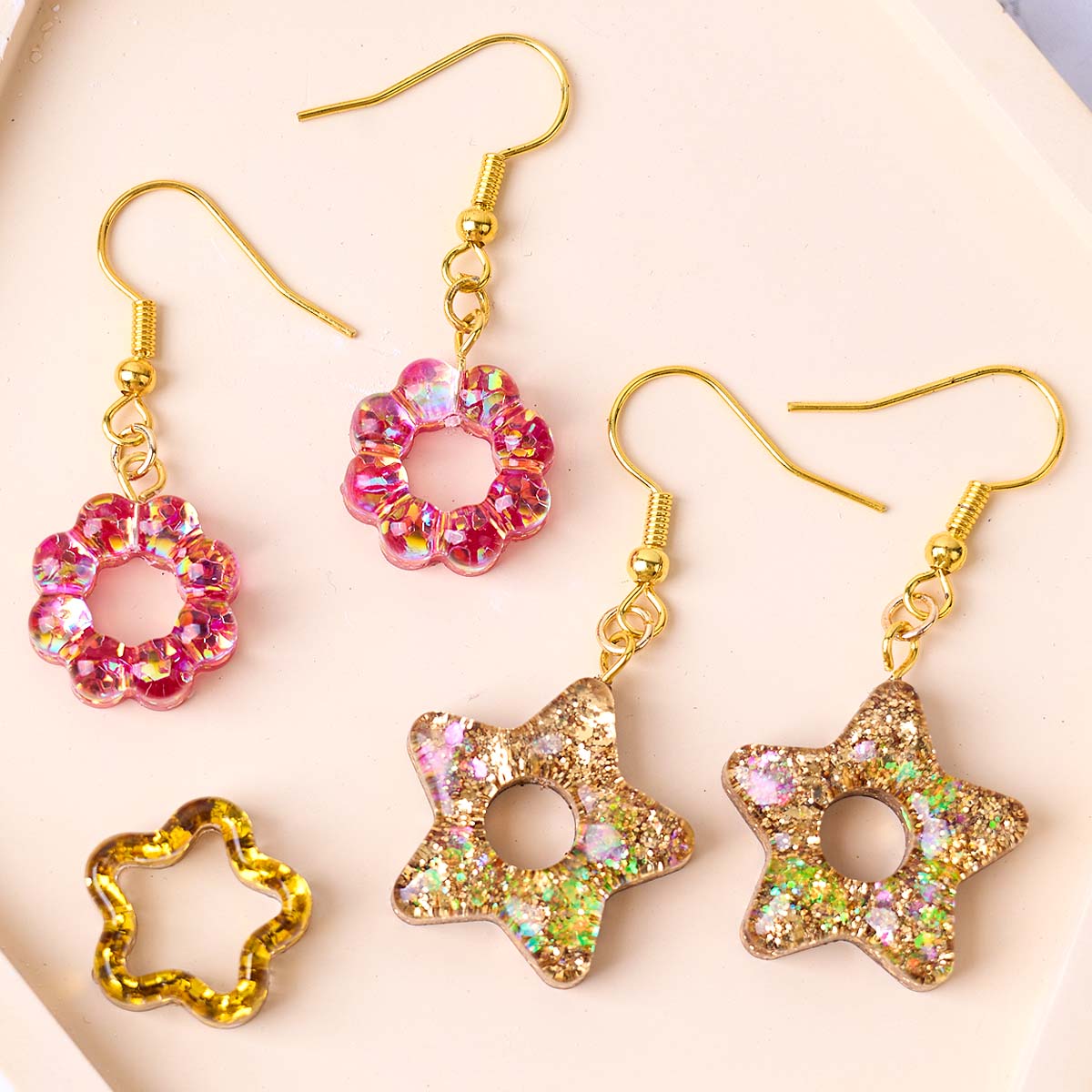 Multifuntional Jewelry Silicon - Resin Art Mold のレビューと価格