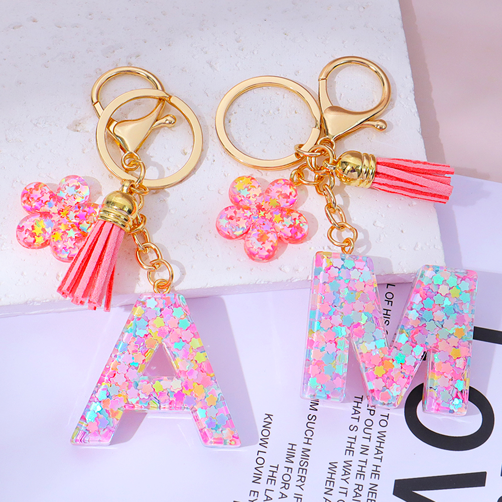 Pink Sequins Filled Letter Key - Resin Art Name のレビューと価格