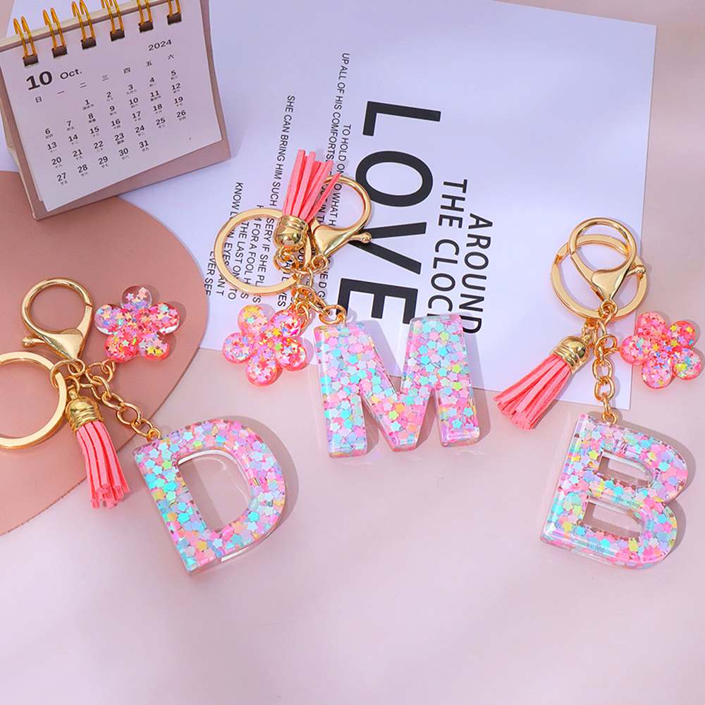 Pink Sequins Filled Letter Key - Resin Art Name のレビューと価格