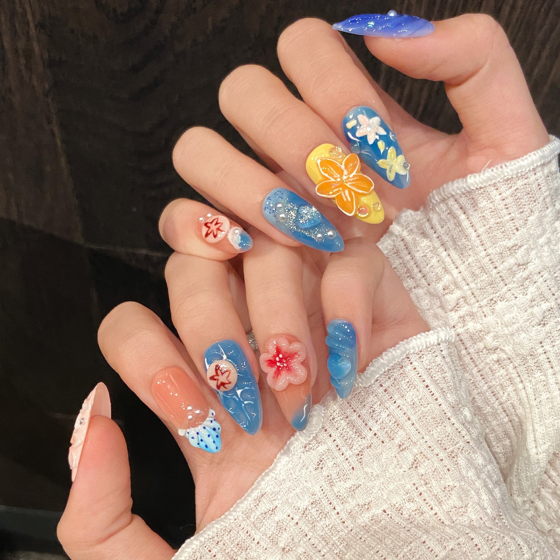 10pcs Pure Hand Pressed Almond - Resin Art With Flowers のレビューと価格