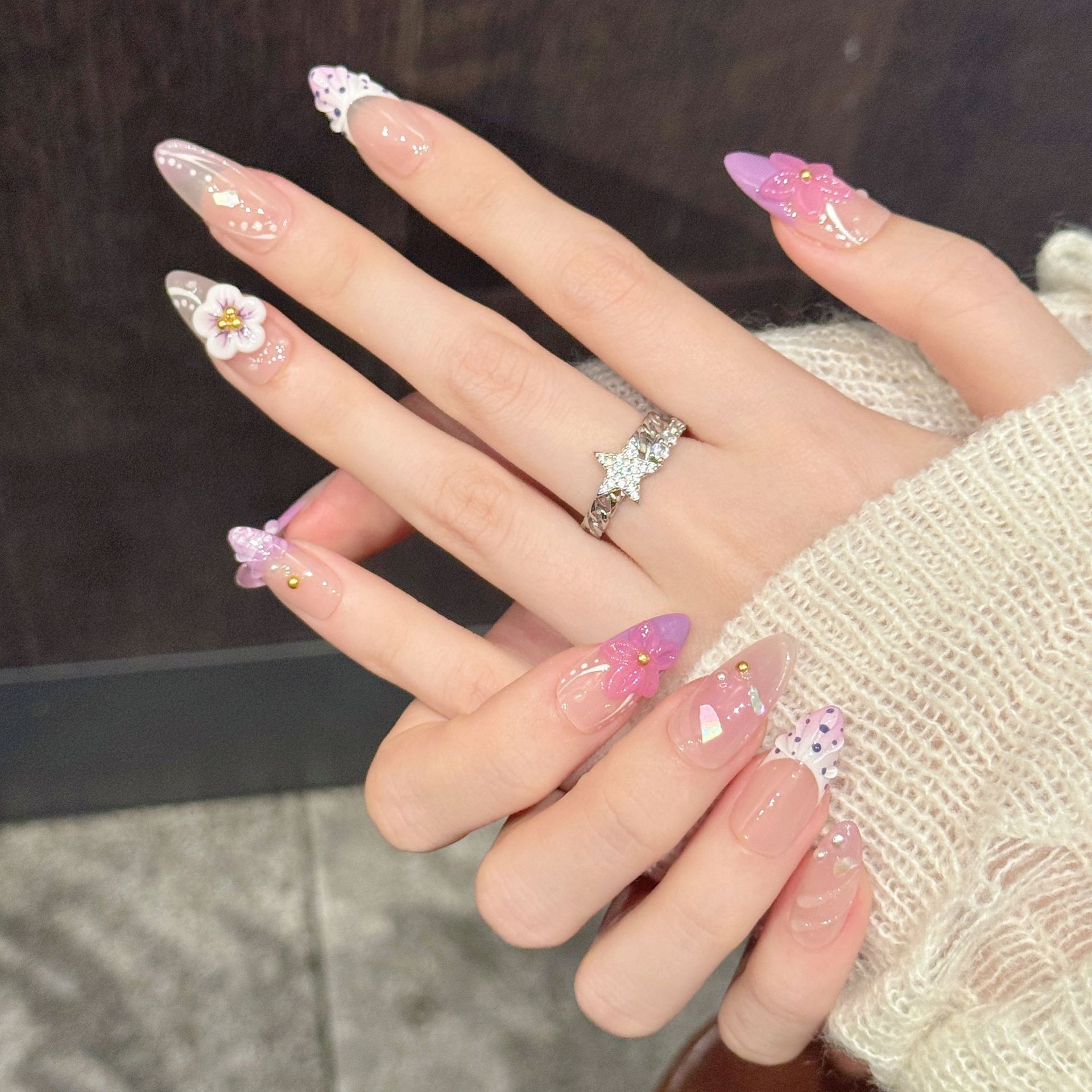 10pcs Pure Hand Pressed Almond - Resin Art With Flowers のレビューと価格