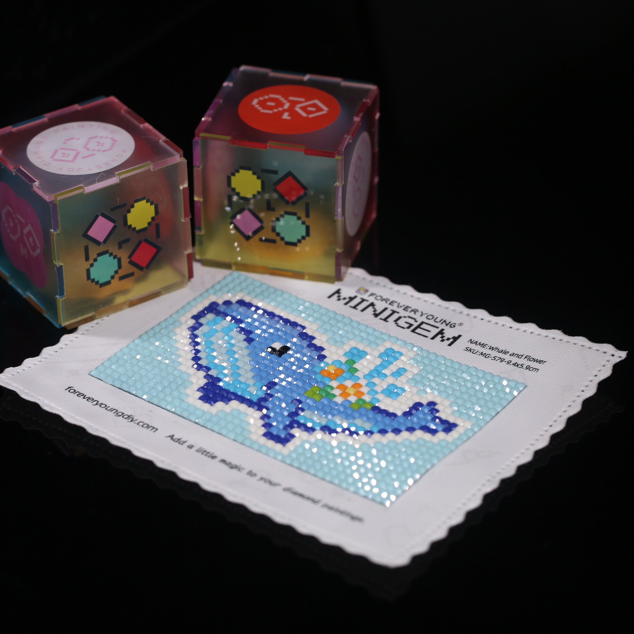 Minigem®: Whale and Flower 9.4 - Resin Art With Flowers のレビューと価格