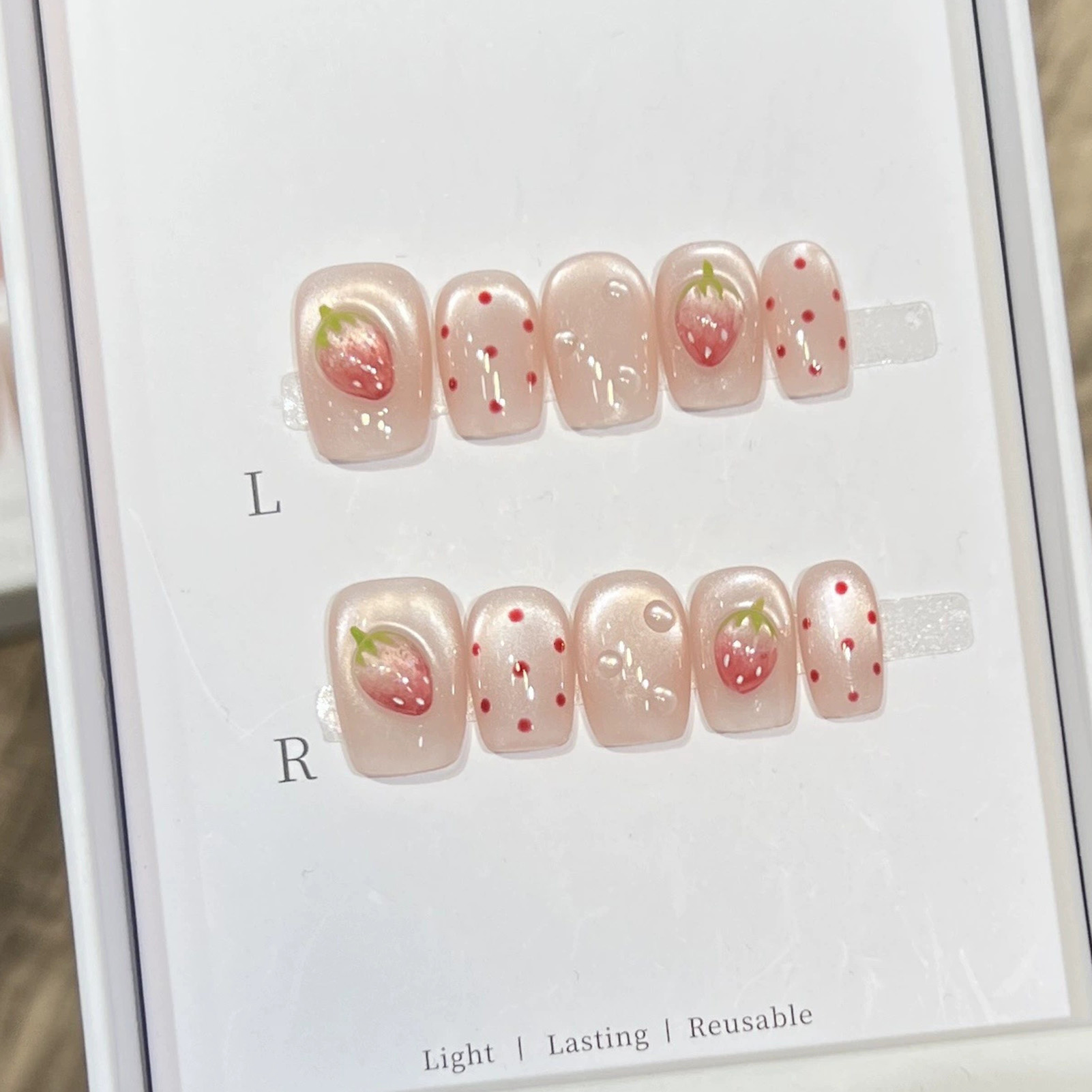 10PCS Short Square Fake Nails  - Resin Art With Flowers のレビューと価格