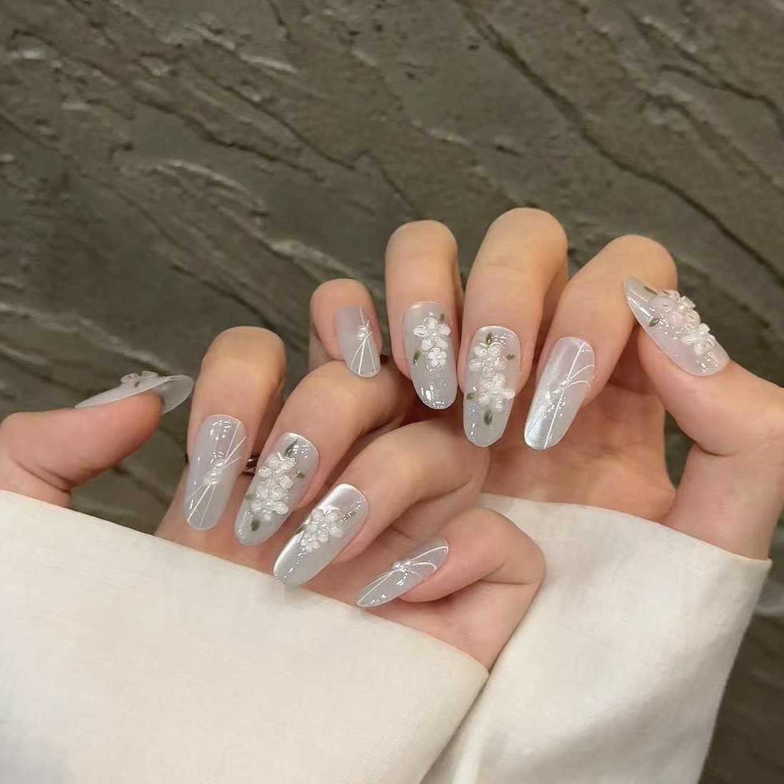 10pcs Glitter Sliver Press On  - Resin Art With Flowers のレビューと価格