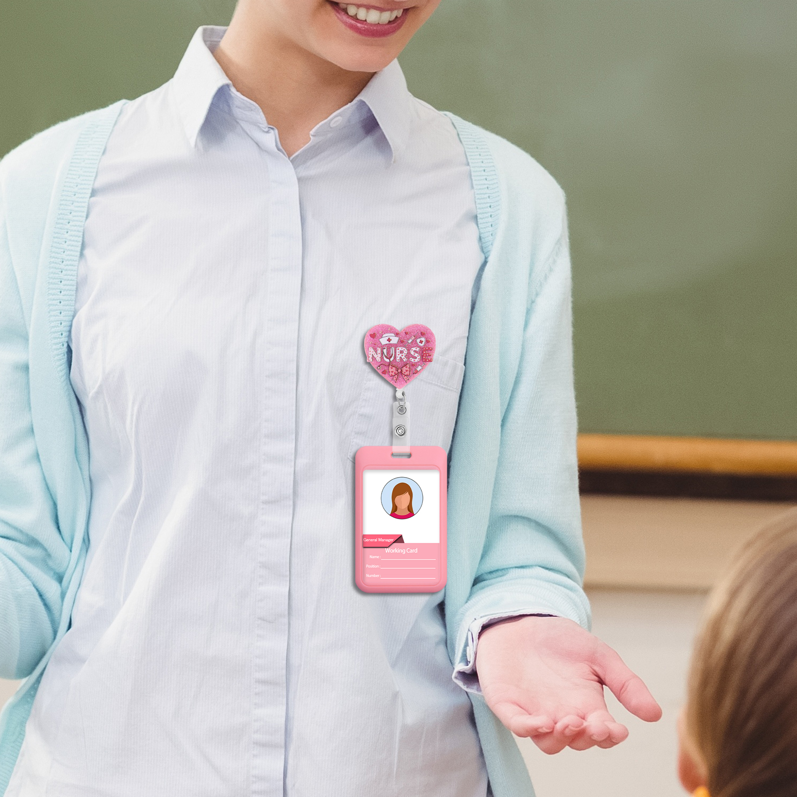 Pink Love Retractable Badge Re - Resin Art Name のレビューと価格